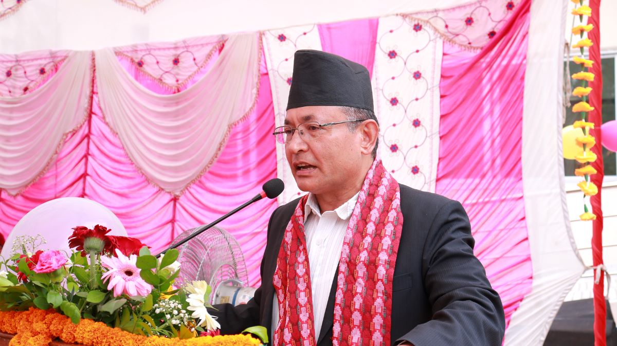 प्रहरी समायोजन नहुँदा शान्ति सुरक्षा समन्वयमा कठिनाइ भयाे : मन्त्री श्रेष्ठ